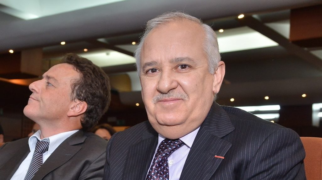 Anas Sefrioui seated at a business conference in Morocco